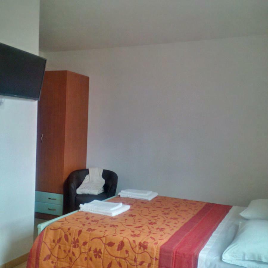 Hotel Maremonti Joppolo Экстерьер фото