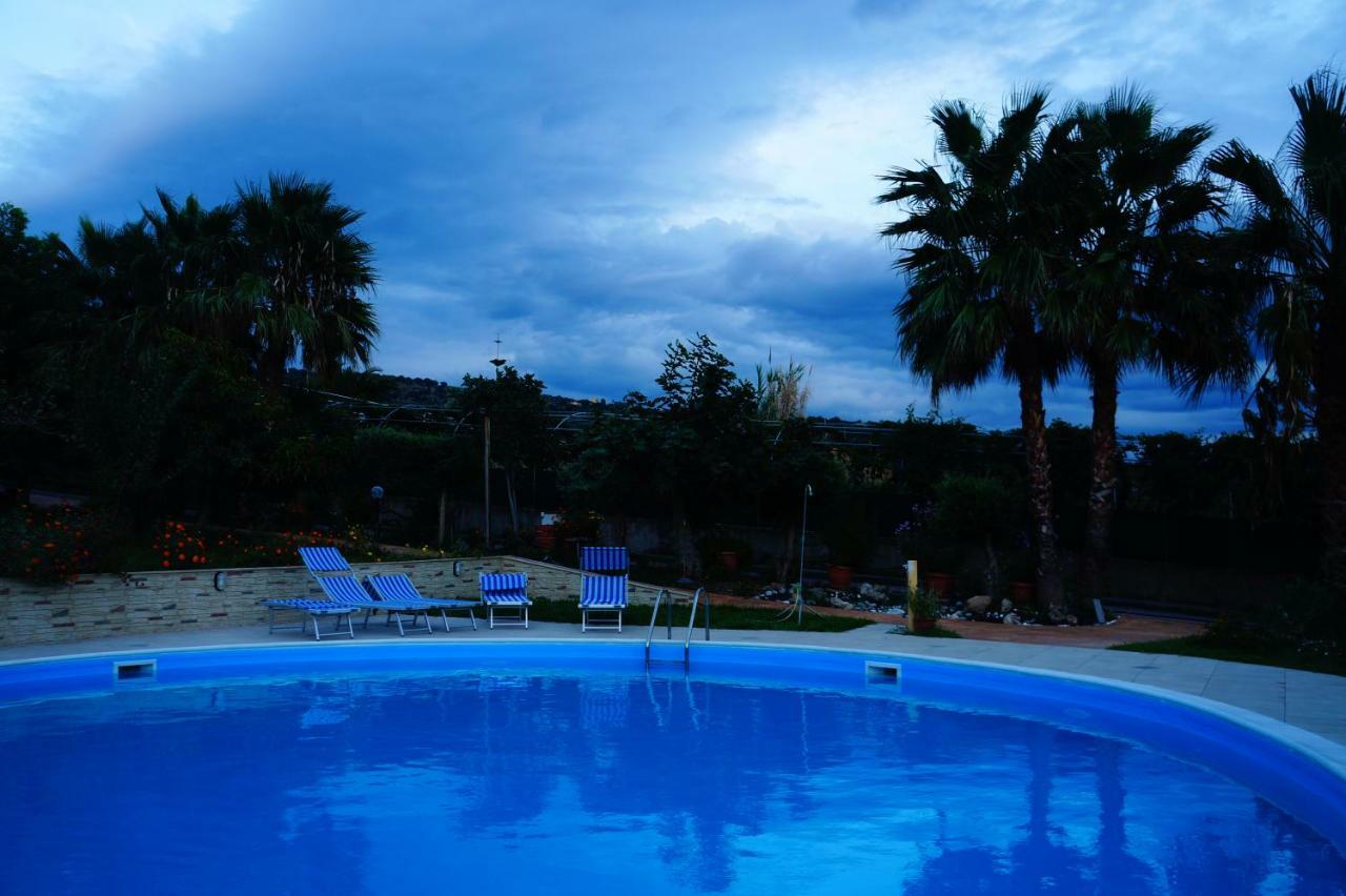 Hotel Maremonti Joppolo Экстерьер фото